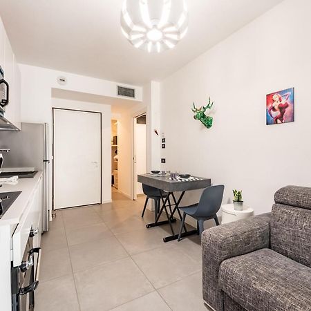 Renovated Apt With Garden & Veranda! Милан Экстерьер фото